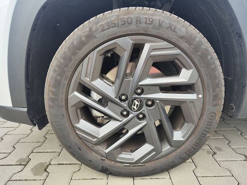 Hyundai Tucson 1.6 T-GDI/118kW 20 Years - fotka 36 z 36