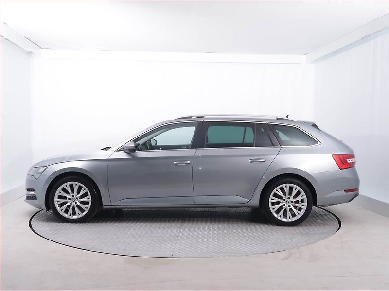 Škoda Superb (2020) Style 1.5 TSI - fotka 3 z 22