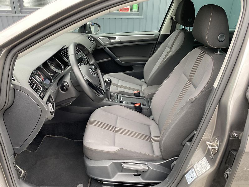 Volkswagen Golf 1.2 TSI 81kW -ALLSTAR-PDC-ALU - fotka 15 z 43