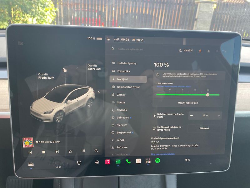 Tesla Model Y RWD 235kw 95,0 % - fotka 21 z 40
