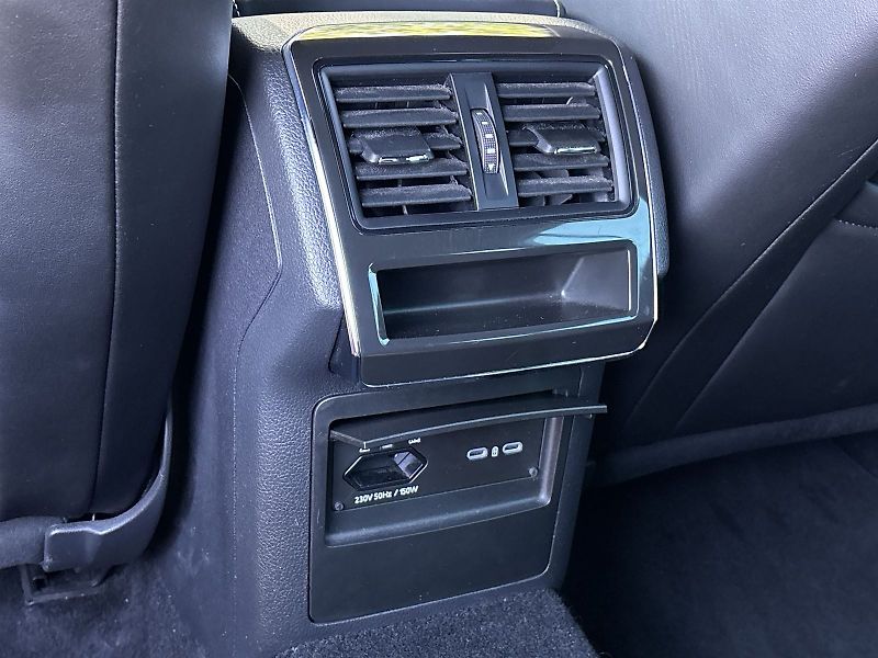 Škoda Superb (2023) Combi 2.0 TDI DSG Sportline - fotka 29 z 36
