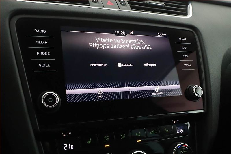 Škoda Octavia (2020) Ambition 1.5 TSI, ČR,1.maj - fotka 14 z 19