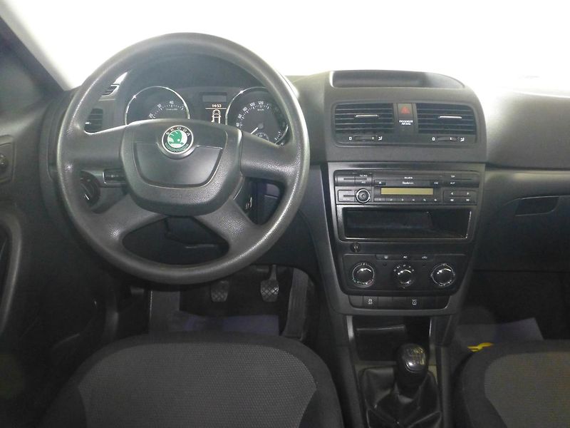 Škoda Yeti (2010) 1,2TSI**77KW**KLIMATIZACE - fotka 16 z 24