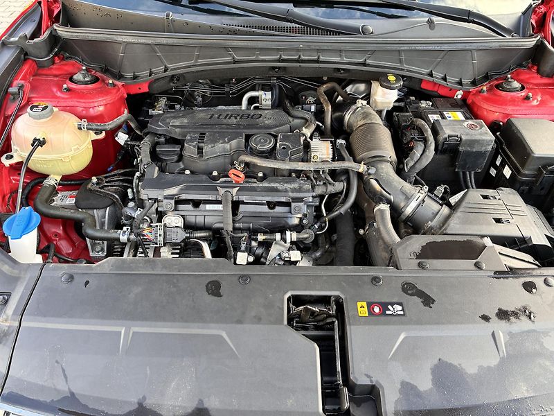 Hyundai Tucson 1.6T-GDi 110kW AUTOMAT STYLE - fotka 25 z 28