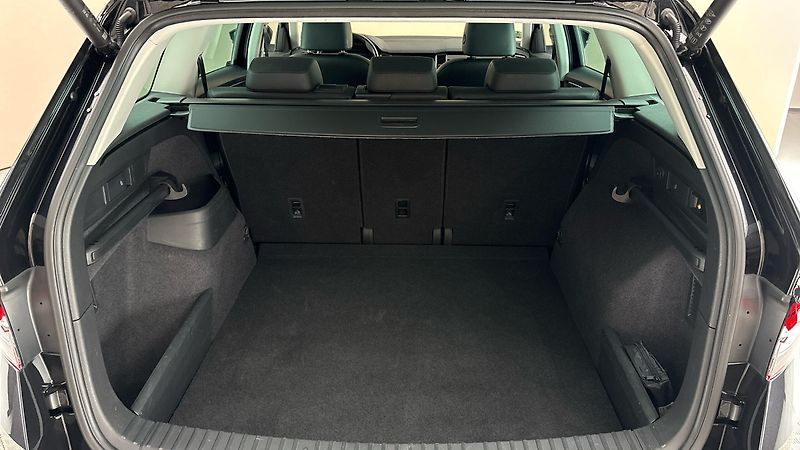 Škoda Kodiaq 2.0 TDI DSG 4x4 L&K - fotka 17 z 33