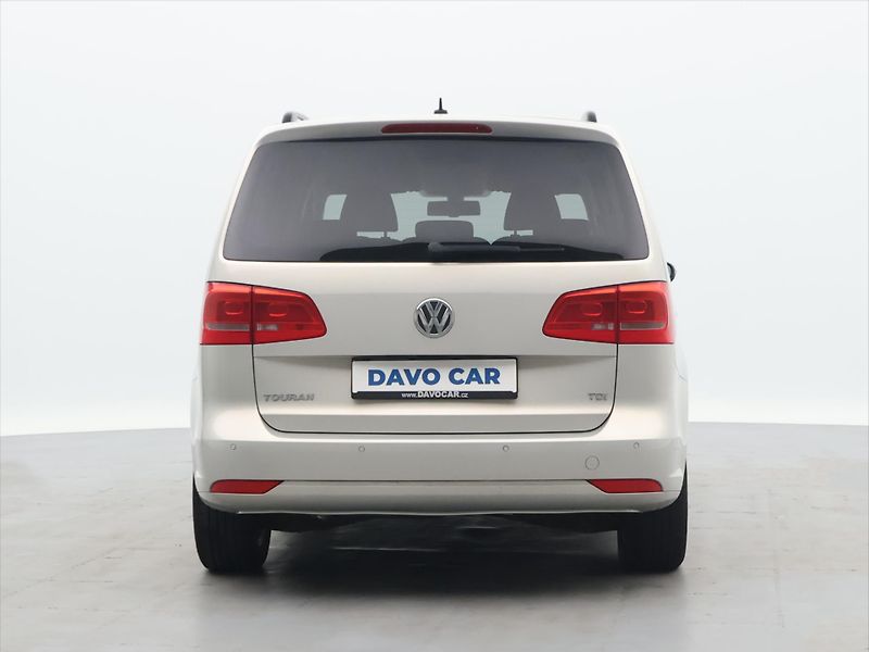 Volkswagen Touran 1,6 TDI 77kW DSG Comfortline C - fotka 6 z 32