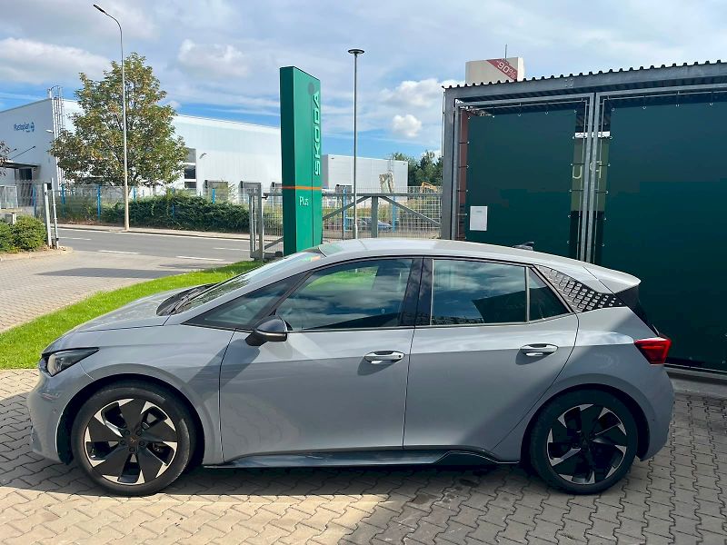 Cupra Born (2022) ELECTRIC 150KW / 62KWh LED - fotka 7 z 23