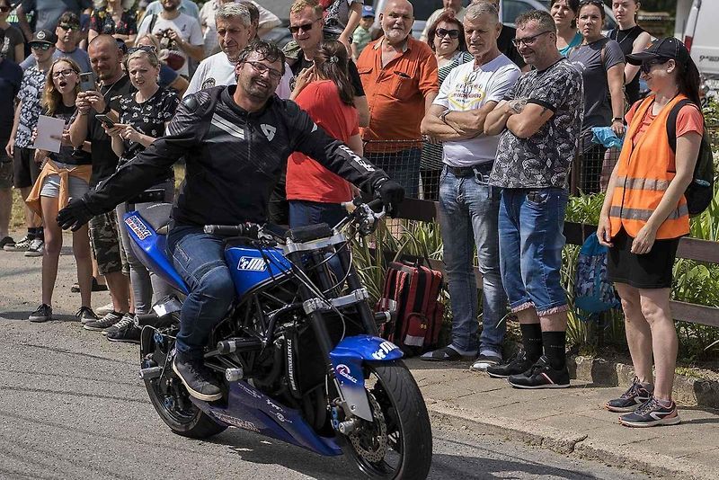 První červencová sobota byla v Rychtářově ve znamení mopedů. Moped rallye ho ovládla s čtyřiadvacátým ročníkem.