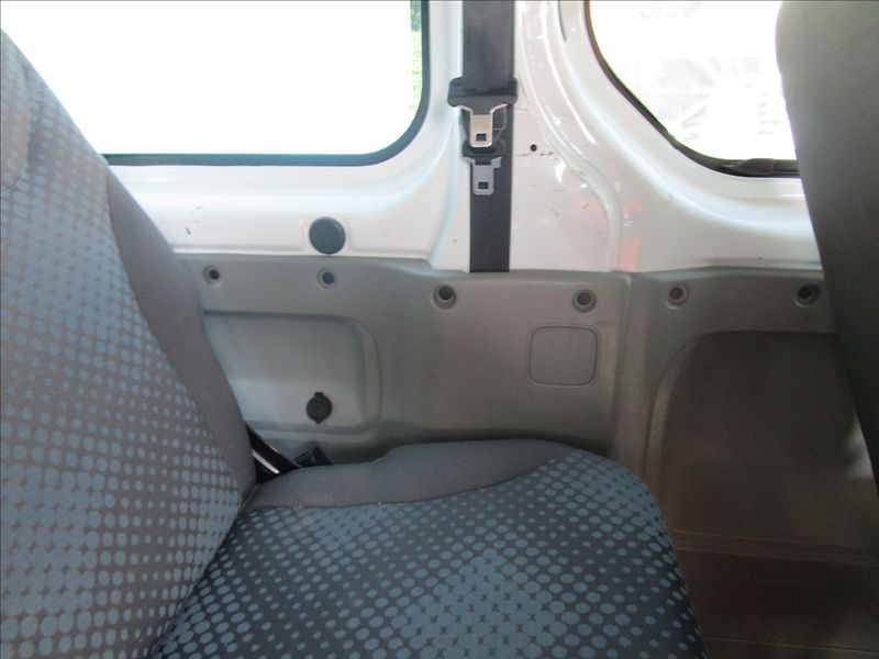 Renault Trafic 2.0dCi 115 Passenger, 9 míst - fotka 28 z 41