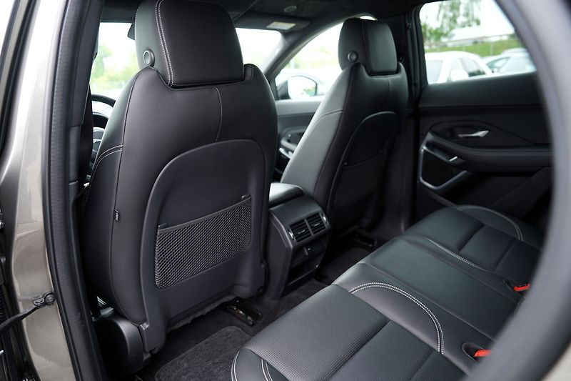 Jaguar E-Pace D200 4WD R-Dynamic/Aut/LED/fac - fotka 35 z 48