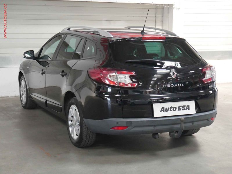 Renault Mégane (2015) 1.5 dCi, Limited, AT, TZ - fotka 4 z 22