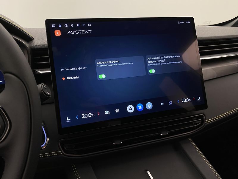 Lynk & Co 01 (2025) CORE PHEV AUT CZ 1.maj - fotka 68 z 96