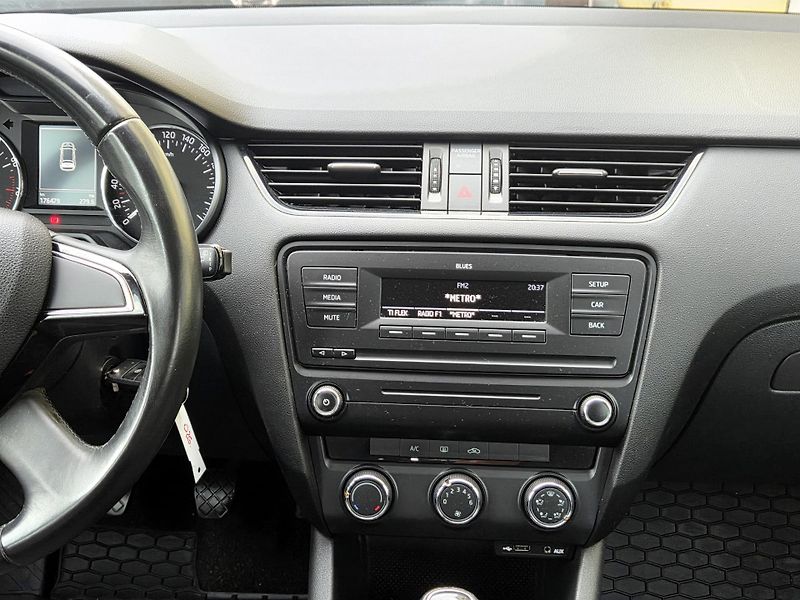 Škoda Octavia 1,2 TSi PO ROZVODECH, 1.maj - fotka 35 z 41