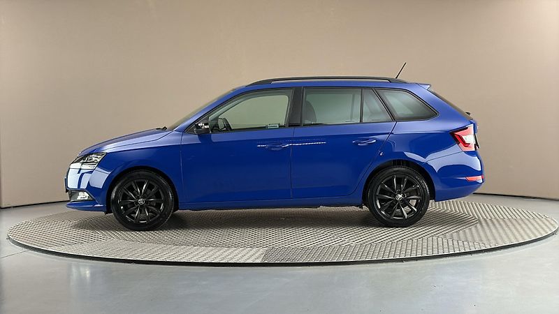Škoda Fabia 1.0 TSI Black Combi - fotka 4 z 23
