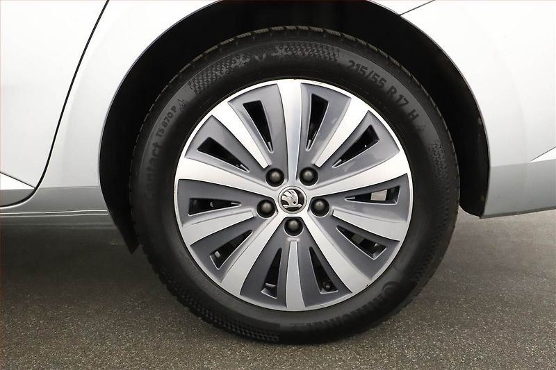 Škoda Superb (2022) Style 2.0 TDI - fotka 12 z 19