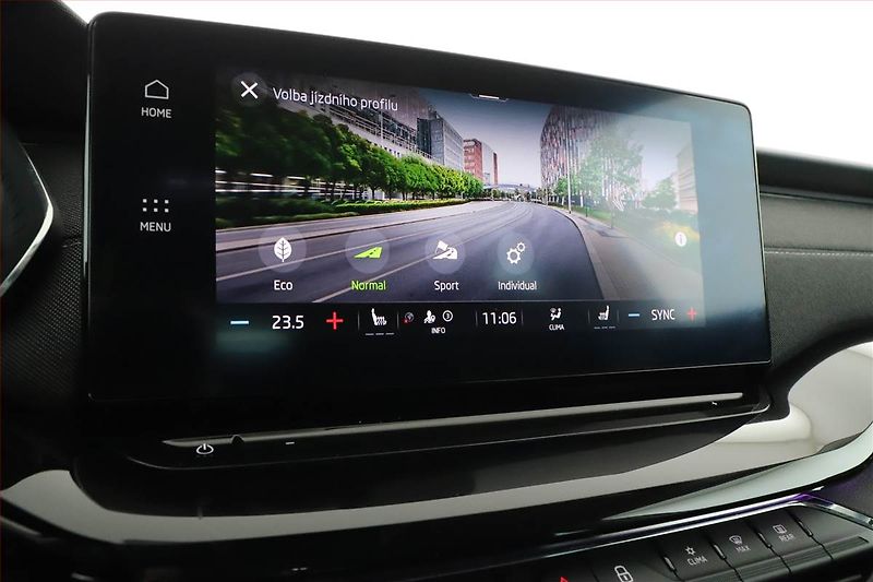 Škoda Octavia (2022) Style 1.5 TSI, ČR,1.maj - fotka 15 z 20