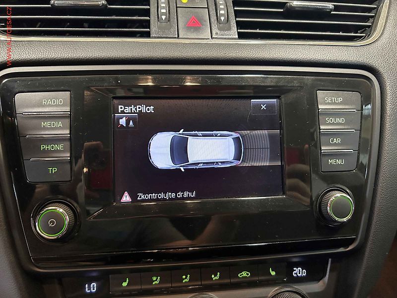 Škoda Octavia (2014) 2.0TDI, Elegance, bixen - fotka 13 z 15