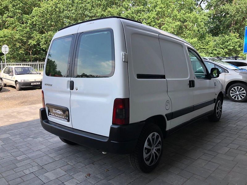 Peugeot Partner (2004) 1.9 D - fotka 5 z 26