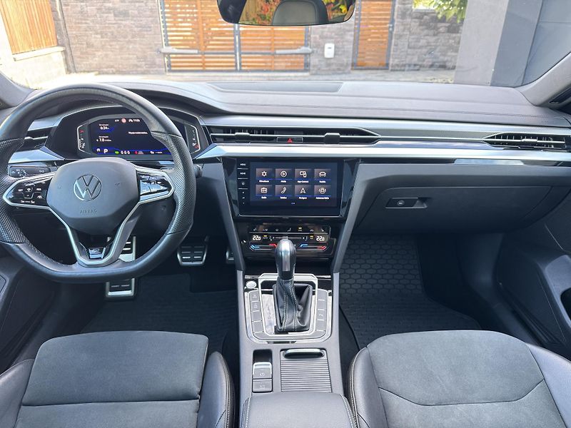 Volkswagen Arteon Shooting Brake (2021) 2.0TSI 140kw DSG R-Line Webast - fotka 16 z 40