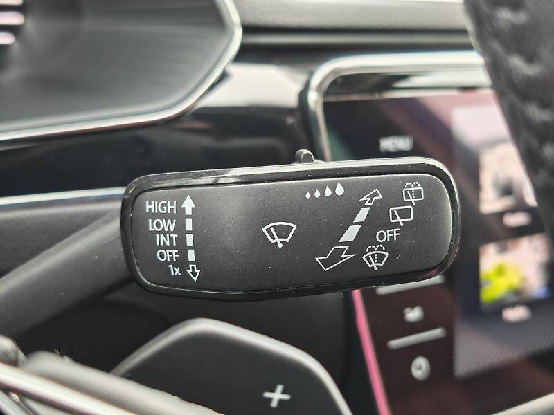 Škoda Superb L&K 7DSG 2,0TSI - fotka 15 z 26
