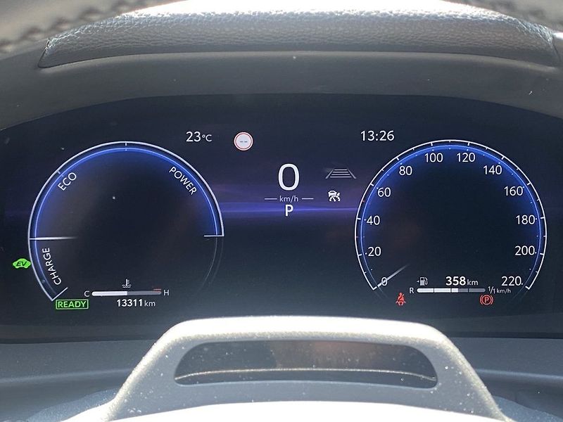 Toyota C-HR 1.8HEV, ČR-1m, Executive VIP - fotka 12 z 21