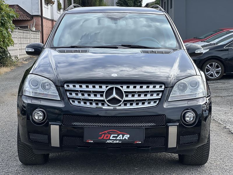 Mercedes-Benz Třídy M ML 320CDi AMG PAKET AUTOMAT - fotka 2 z 47
