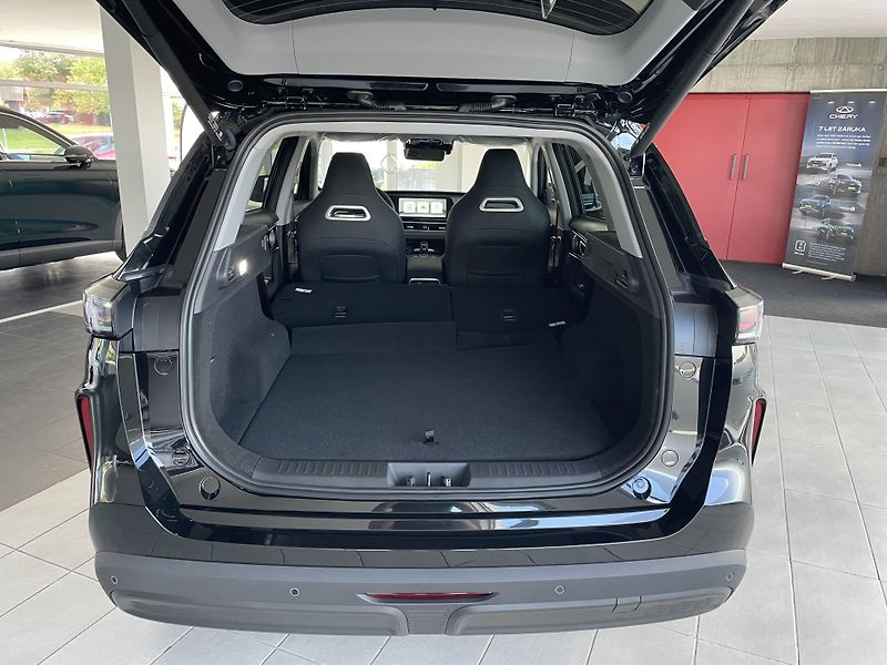 Chery Tiggo 7 (2026) 1,6T ICE Unique AWD - fotka 16 z 52