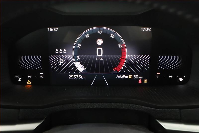 Škoda Karoq (2025) 1.5 TSI, Drive - fotka 8 z 19