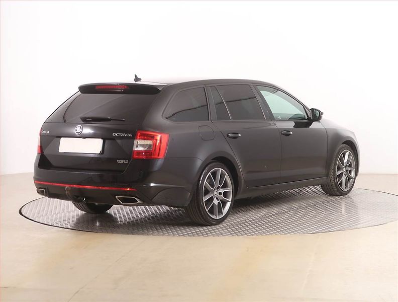 Škoda Octavia (2016) RS 2.0 TDI, Automat - fotka 5 z 16