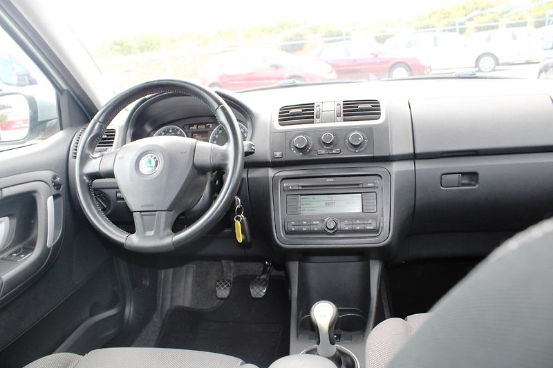 Škoda Fabia (2009) 1,2i SPORT KLIMA EL.OKNA ALU - fotka 15 z 16