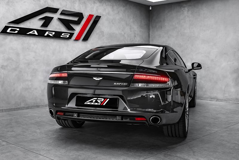 Aston Martin Rapide - fotka 6 z 25