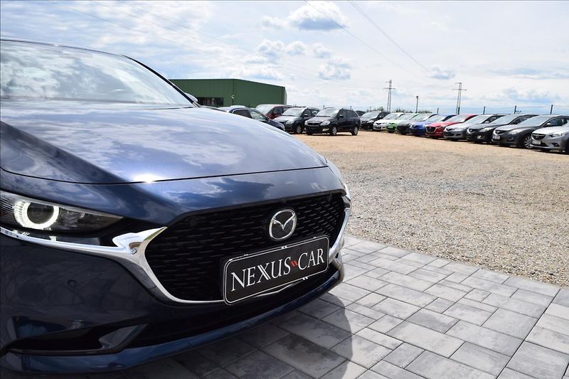 Mazda 3 2,0 i 90KW NÍZKÉ KM KUŽE ALU - fotka 13 z 55