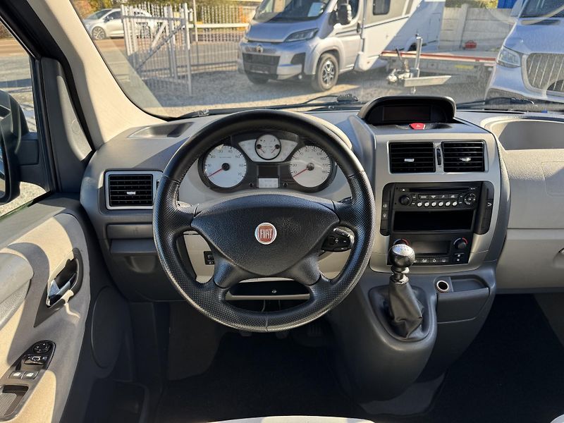 Fiat Scudo (2009) 2.0 HDi 140MJ   8-Míst Long  - fotka 20 z 21