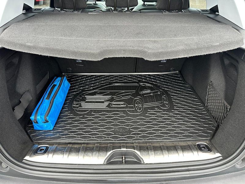 Peugeot 2008 (2017) 1.6Hdi 88kw Allure - fotka 12 z 24