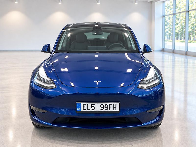 Tesla Model Y (2022) Long Dual Motor AWD-FSD-2022 - fotka 8 z 21