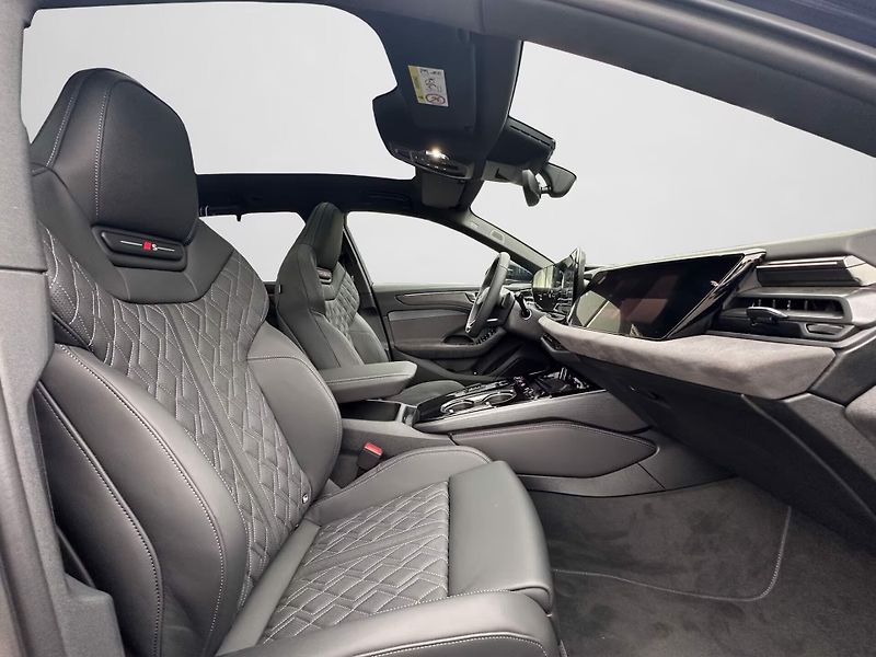 Audi A6 TDI q S-Line Vzduch Pano HuD T - fotka 8 z 21