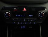 Hyundai Tucson (2018) Trikolor 1.6 T-GDI, 4X4 - náhled 13