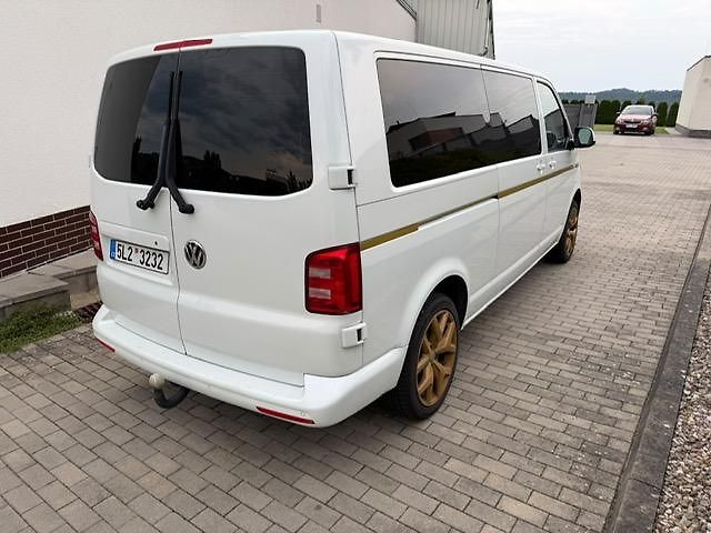 Volkswagen Transporter (2016) - fotka 4 z 12