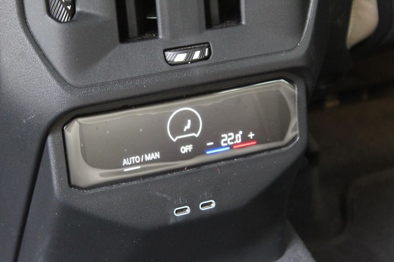 BMW X3 20d xDrive - fotka 19 z 27