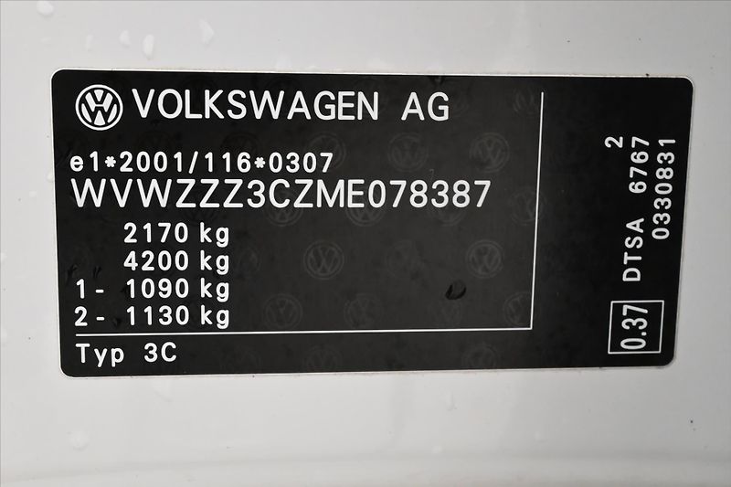 Volkswagen Passat 2,0 TDI 110kW Business Záruka - fotka 12 z 31