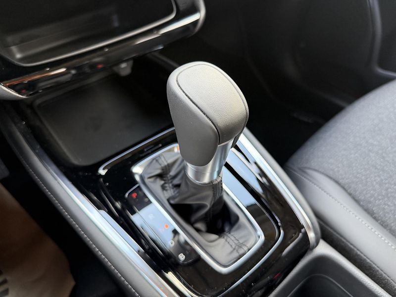 Honda HR-V 1.5 i-MMD Advance e-CVT - fotka 18 z 31