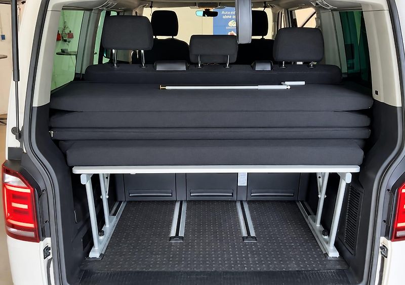 Volkswagen California (2016) - fotka 9 z 10