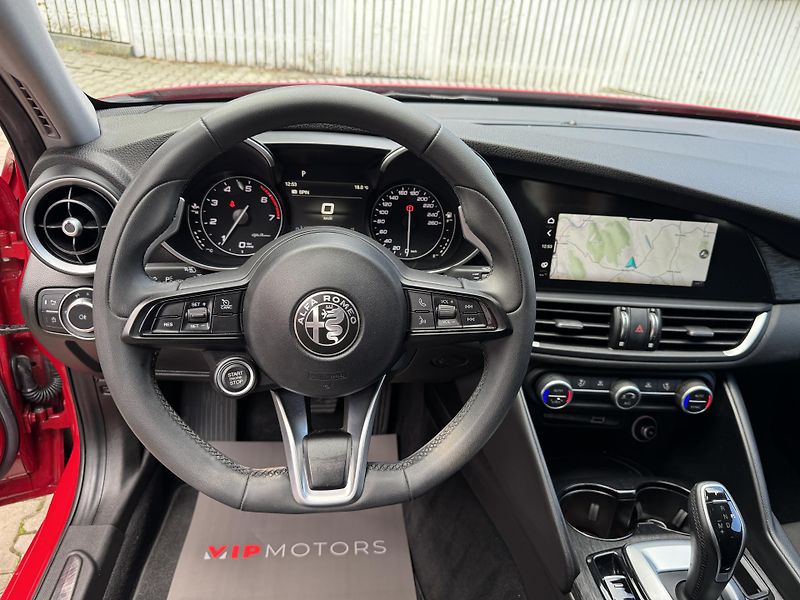 Alfa Romeo Giulia 20-Q2-148KW-FACELIFT-SUPER - fotka 13 z 27