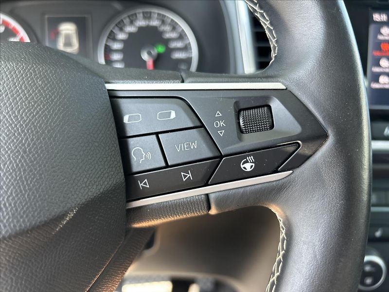 Seat Ateca 1,5 TSi DSG DPH  LED,ALU - fotka 27 z 49