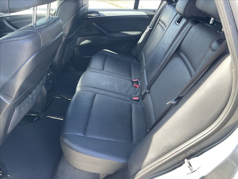 BMW X5 3,0 XDRIVE 40D M-Paket CZauto - fotka 8 z 33