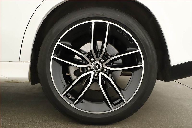 Mercedes-Benz GLE (2025) 450, AMG, Navigace - fotka 12 z 21