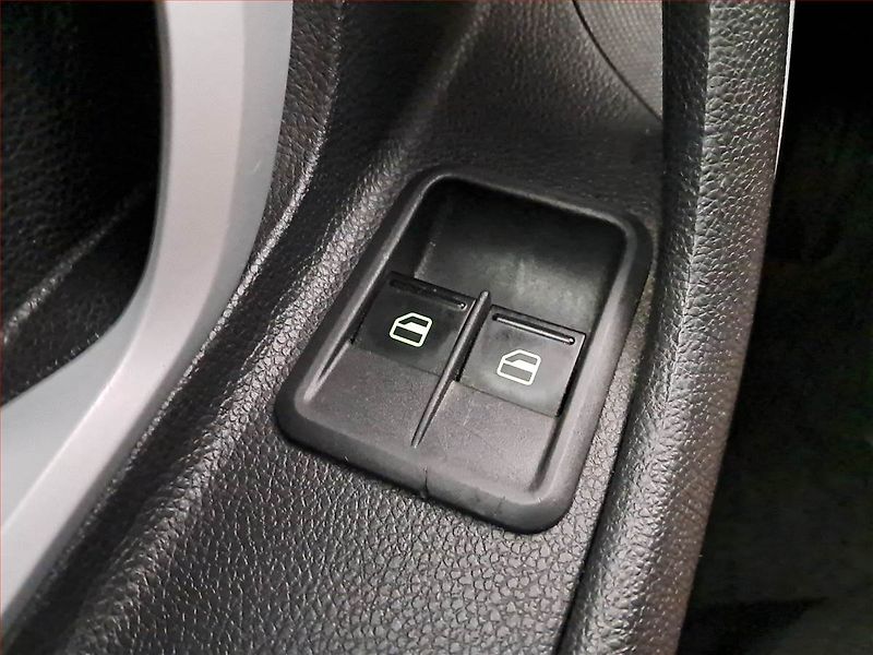 Škoda Fabia (2008) 1.6 16V, Serv.kniha, Tempomat - fotka 16 z 17