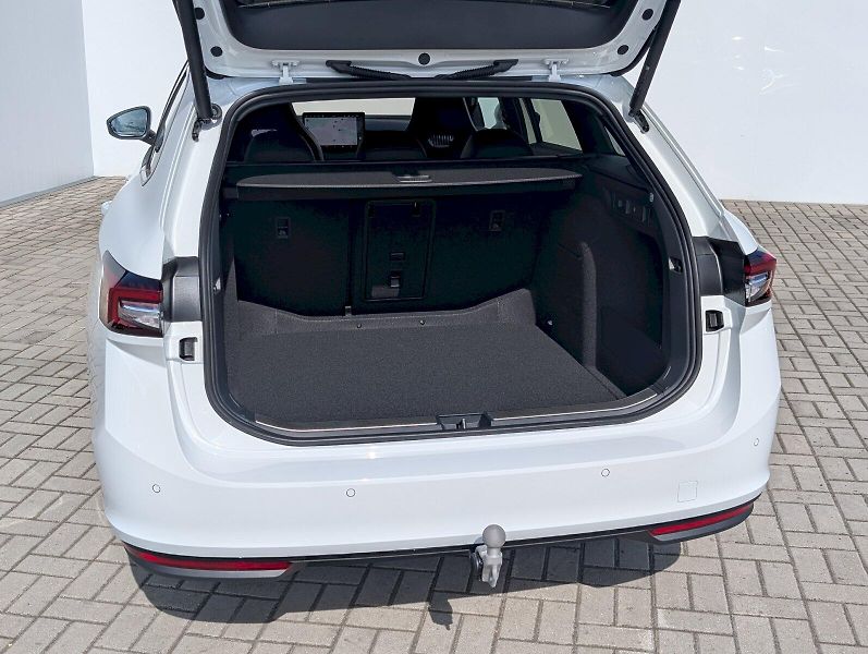 Škoda Superb (2026) Combi 2,0 TDI / 142 kW DSG 4x4 - fotka 11 z 30