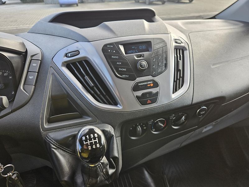 Ford Transit Custom 2,0 TDCi 6 míst GO motoru - fotka 9 z 19
