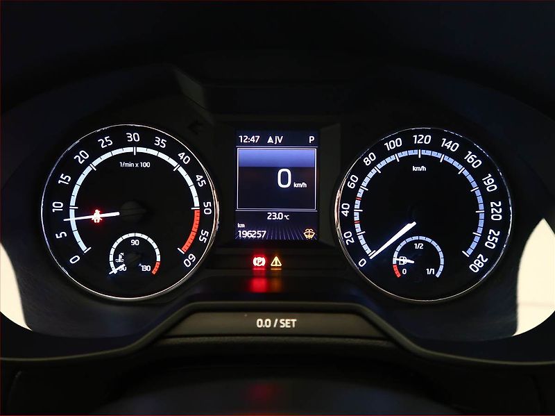Škoda Octavia (2015) RS 2.0 TDI, Automat, Navi - fotka 11 z 18